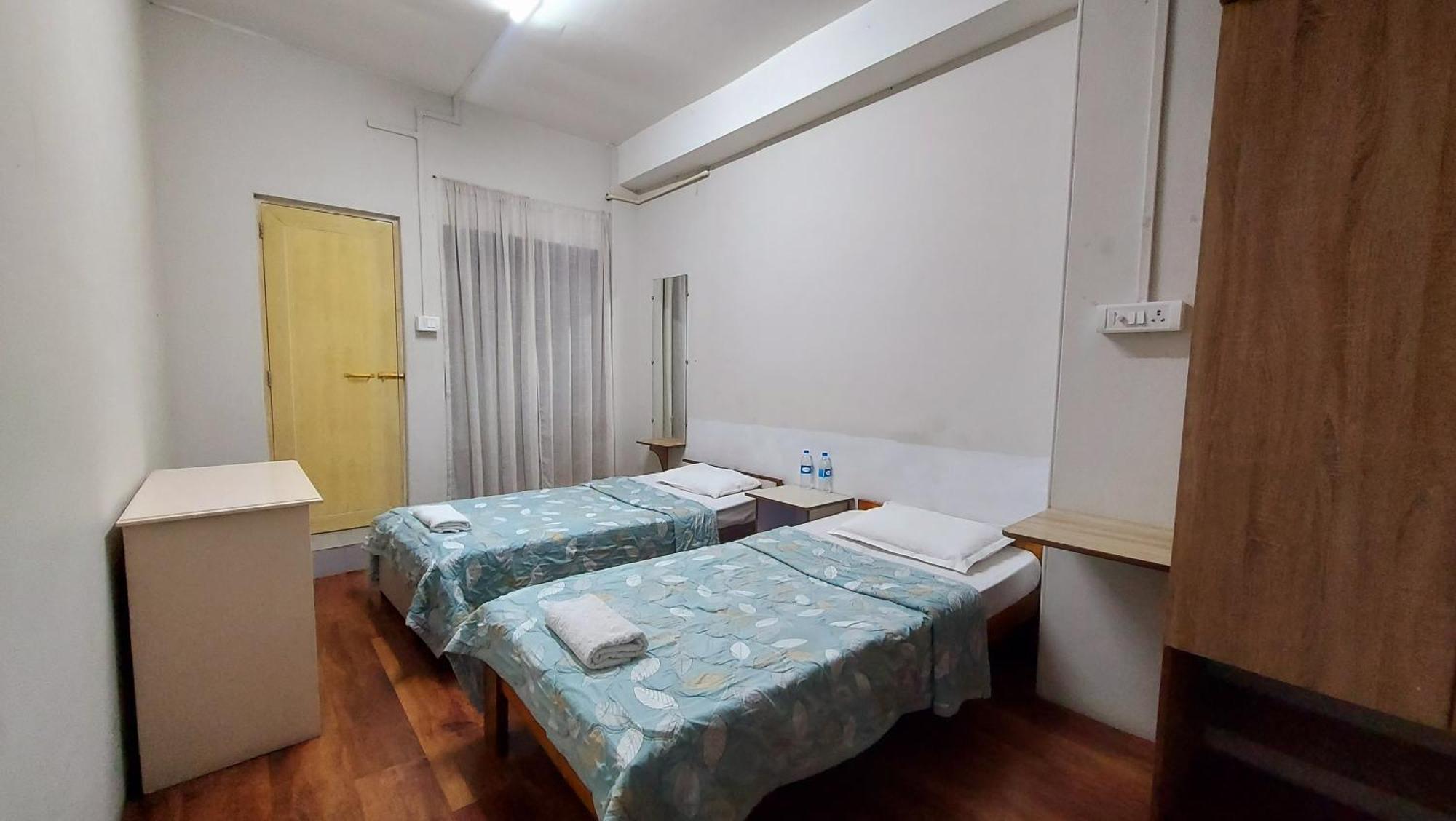 Hotel Dinthar Zara Аиджал Экстерьер фото
