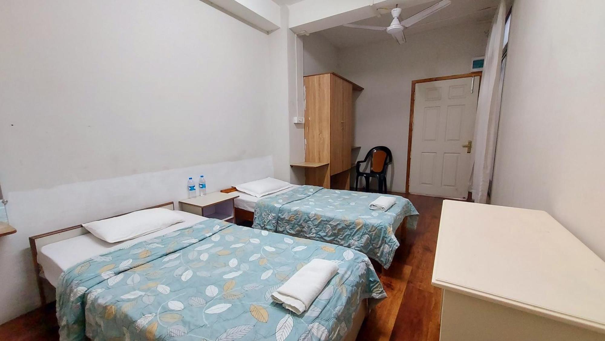 Hotel Dinthar Zara Аиджал Экстерьер фото
